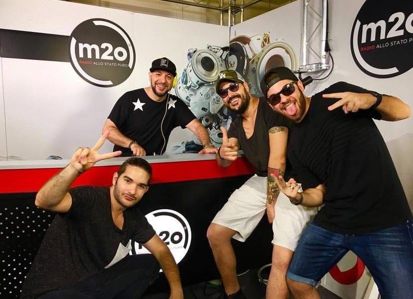 Prima stagione, nello studio di m2o con Angemi
