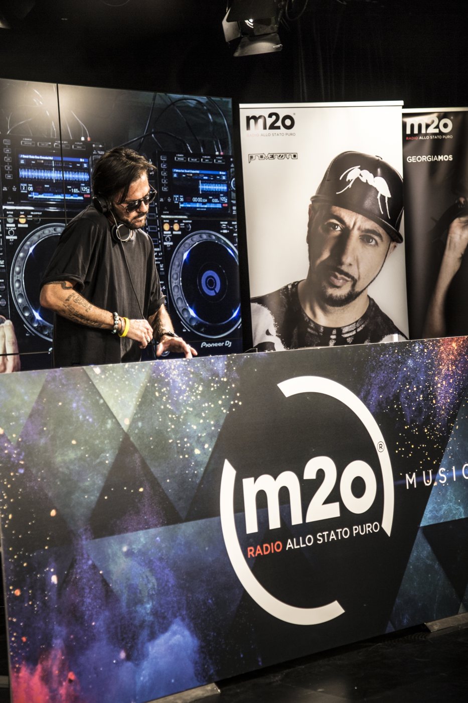 13 luglio 2018, super festival del Music Zone: la consolle con Tommy Vee