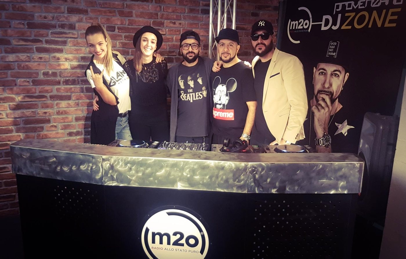 Con VeroniCa., ospite in consolle al Music Zone