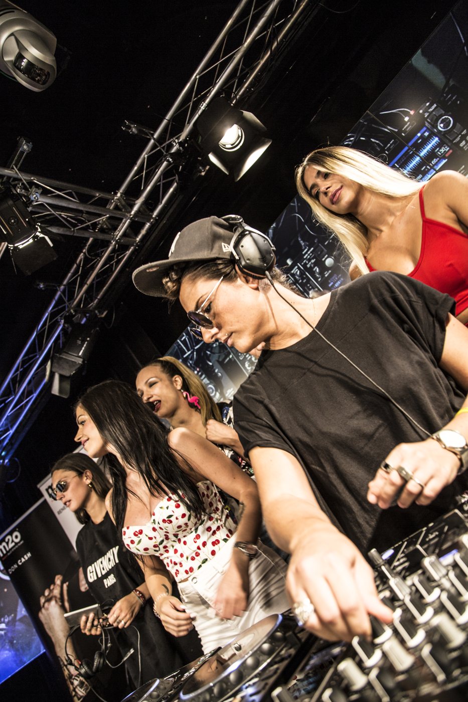13 luglio 2018, super festival del Music Zone: la consolle