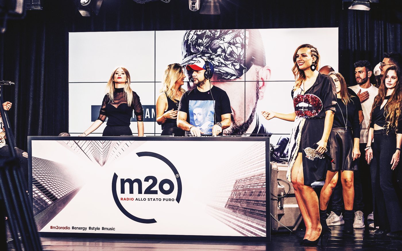 In consolle sullo stage dei Festival di m2o